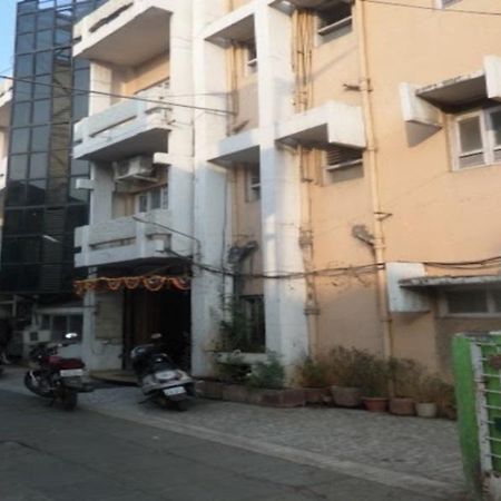 Hotel Shilpa Nashik Ngoại thất bức ảnh