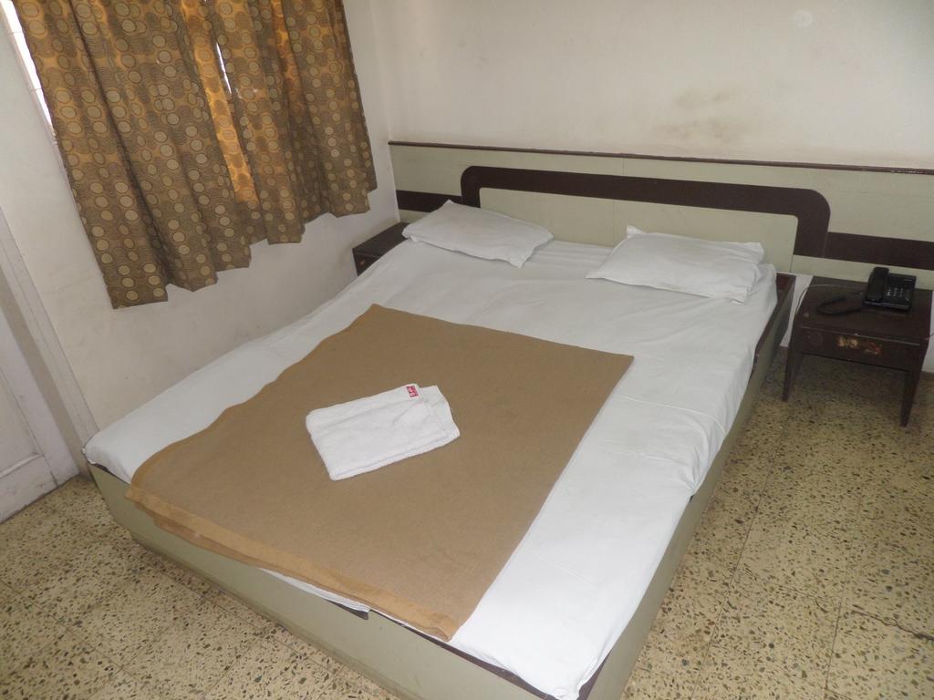 Hotel Shilpa Nashik Phòng bức ảnh