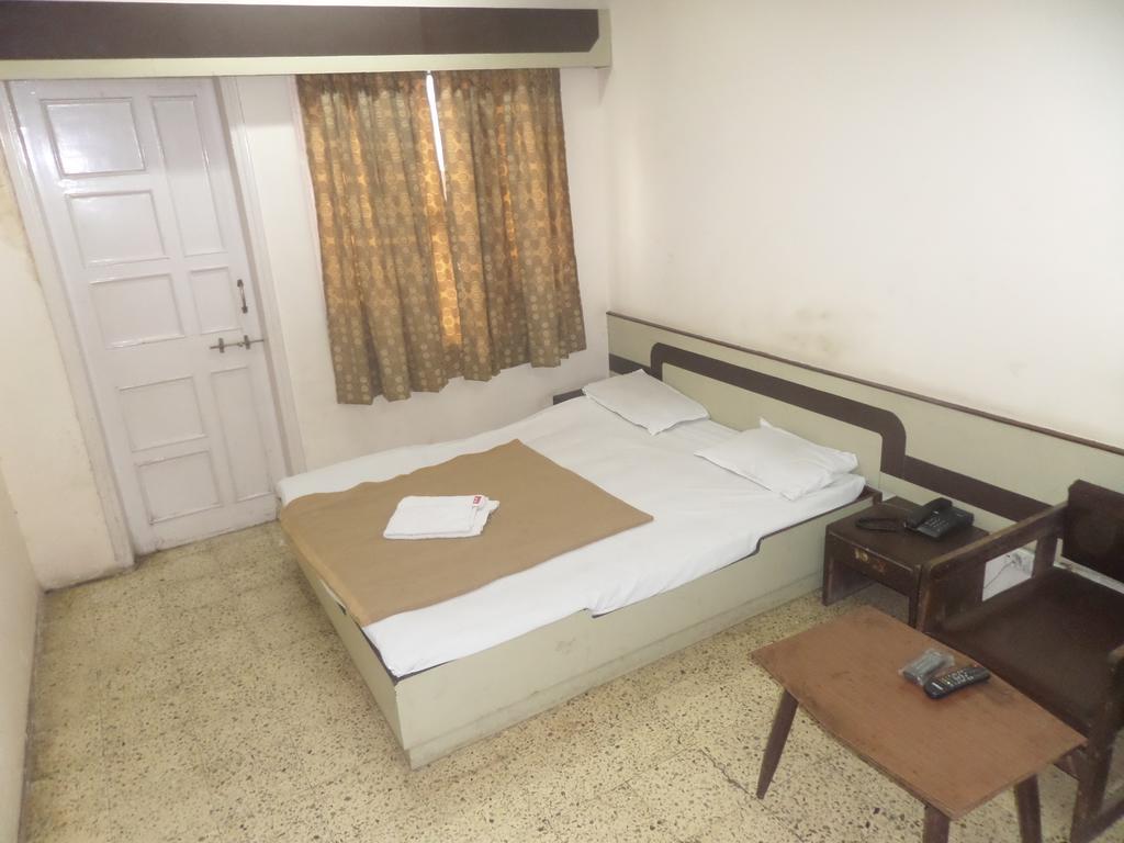 Hotel Shilpa Nashik Phòng bức ảnh