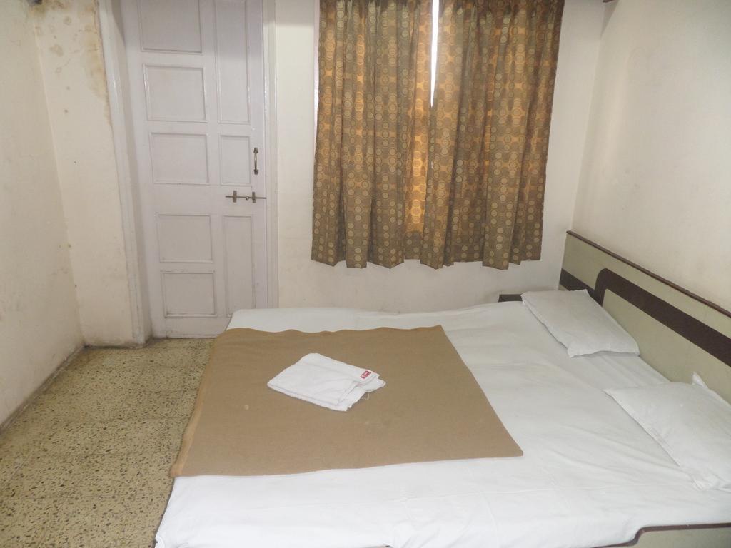 Hotel Shilpa Nashik Phòng bức ảnh
